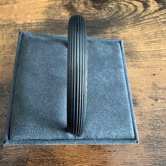 David Yurman Royal Cord Cuff Bracelet in Black Titanium - Medium - RARE - Picture 7 of 12